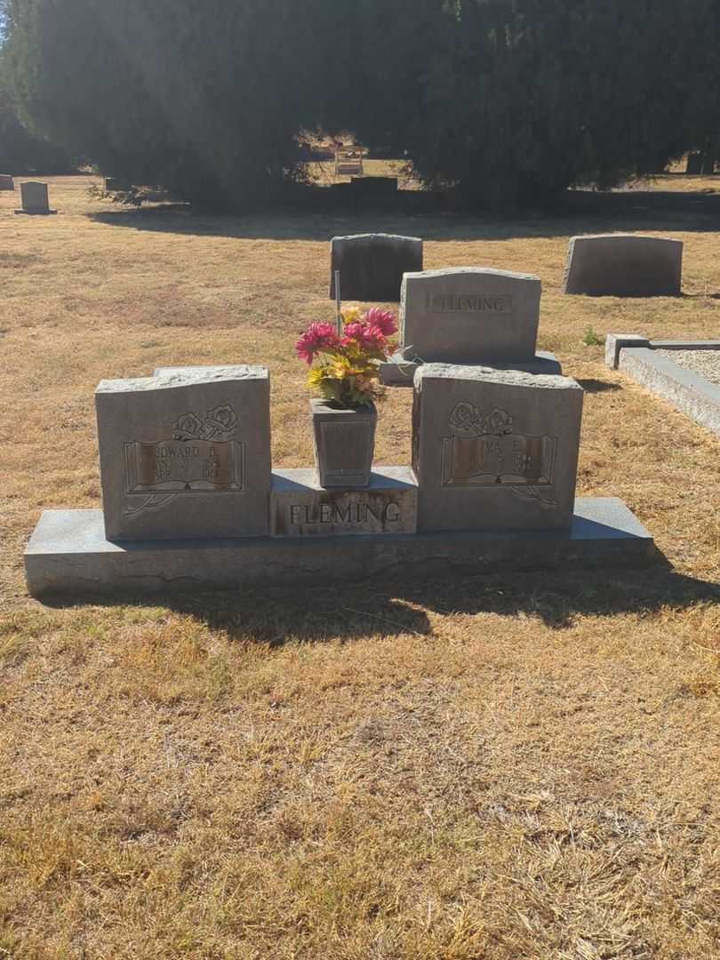 Edward B. Fleming's grave. Photo 1