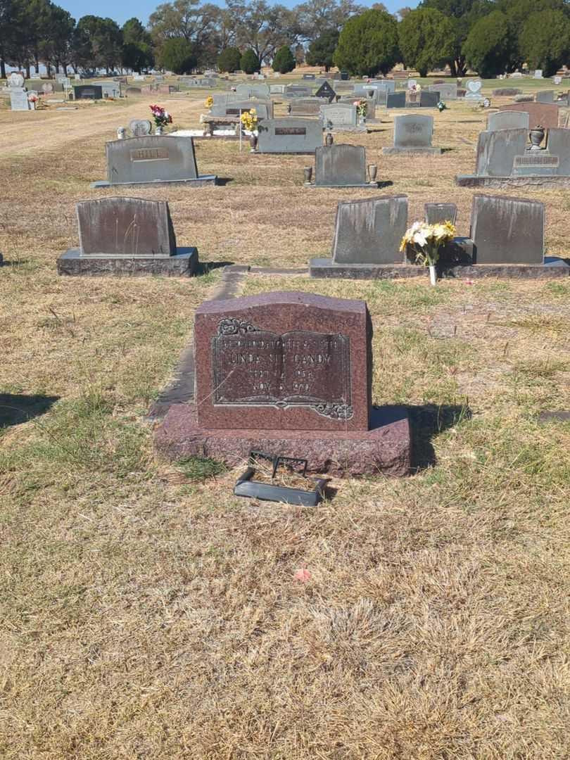 Linda Sue Gandy's grave. Photo 2
