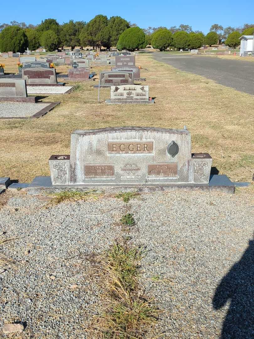 Owen Egger's grave. Photo 2