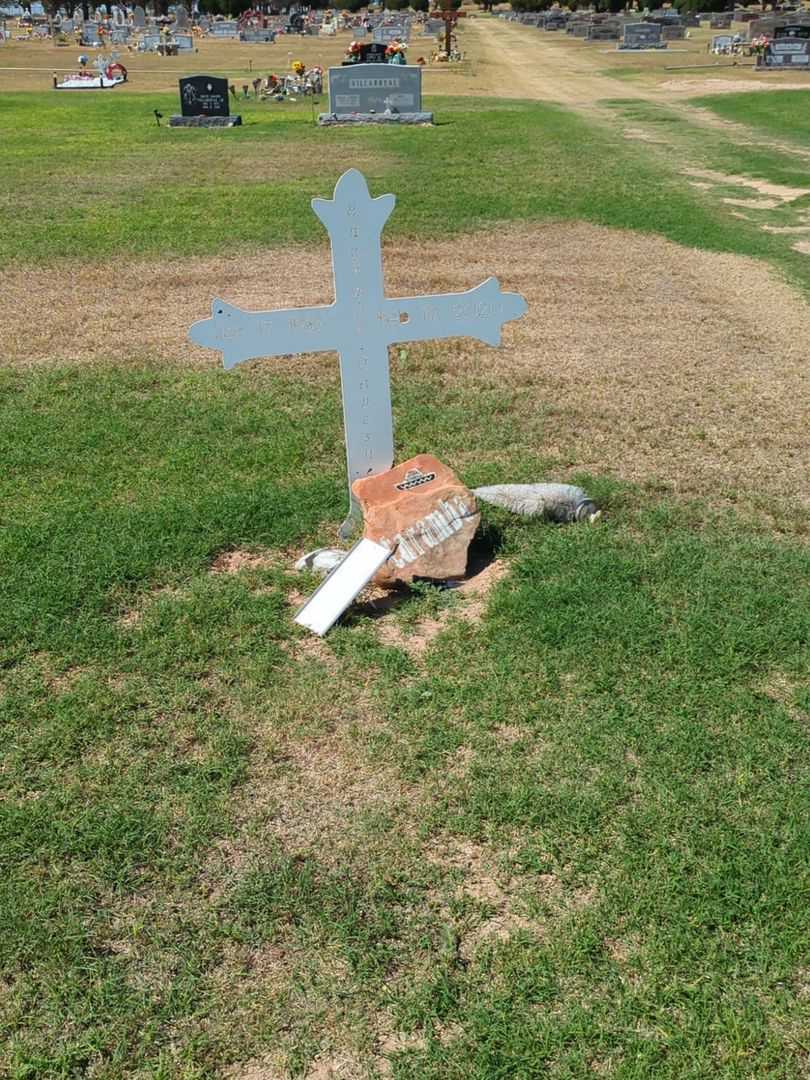 Eugenio Cabesuela Junior's grave. Photo 2