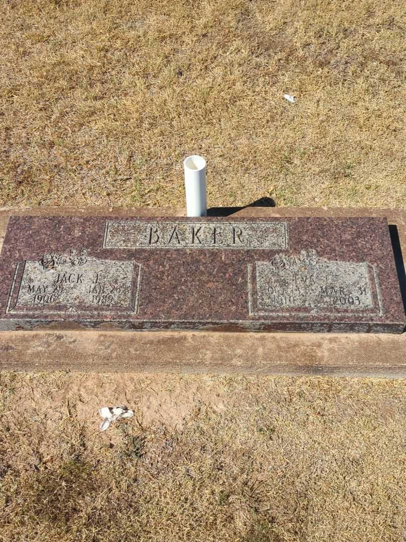 Jack J. Baker's grave. Photo 1