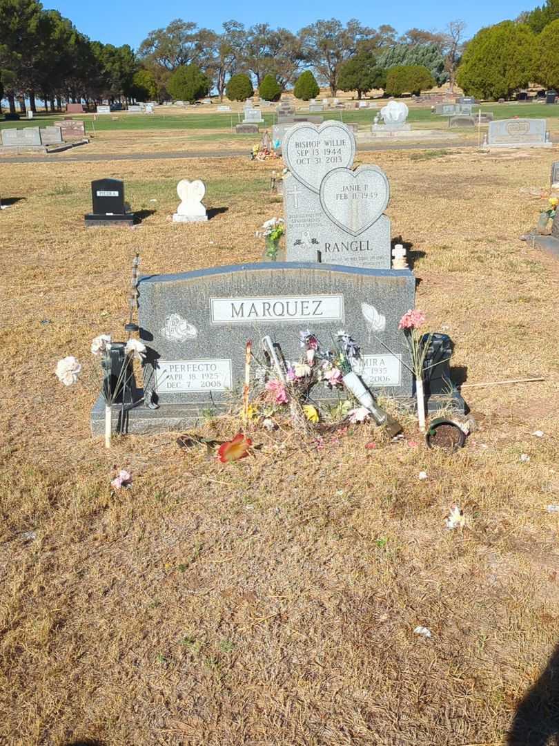 Perfecto Marquez's grave. Photo 2