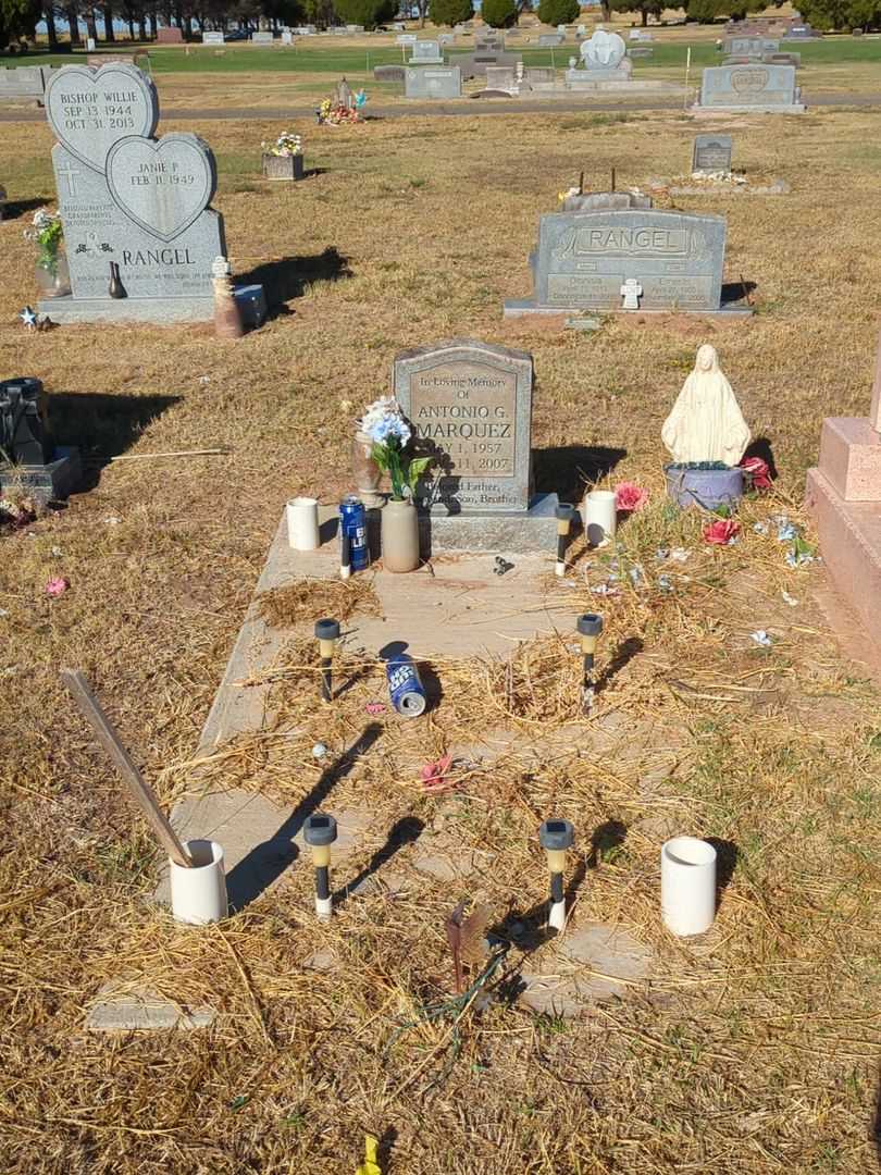 Antonio G. Marquez's grave. Photo 2