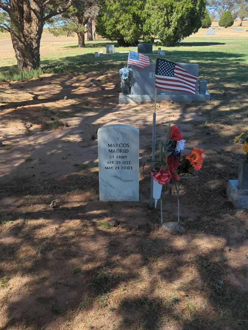 Marcos Madrid's grave. Photo 1