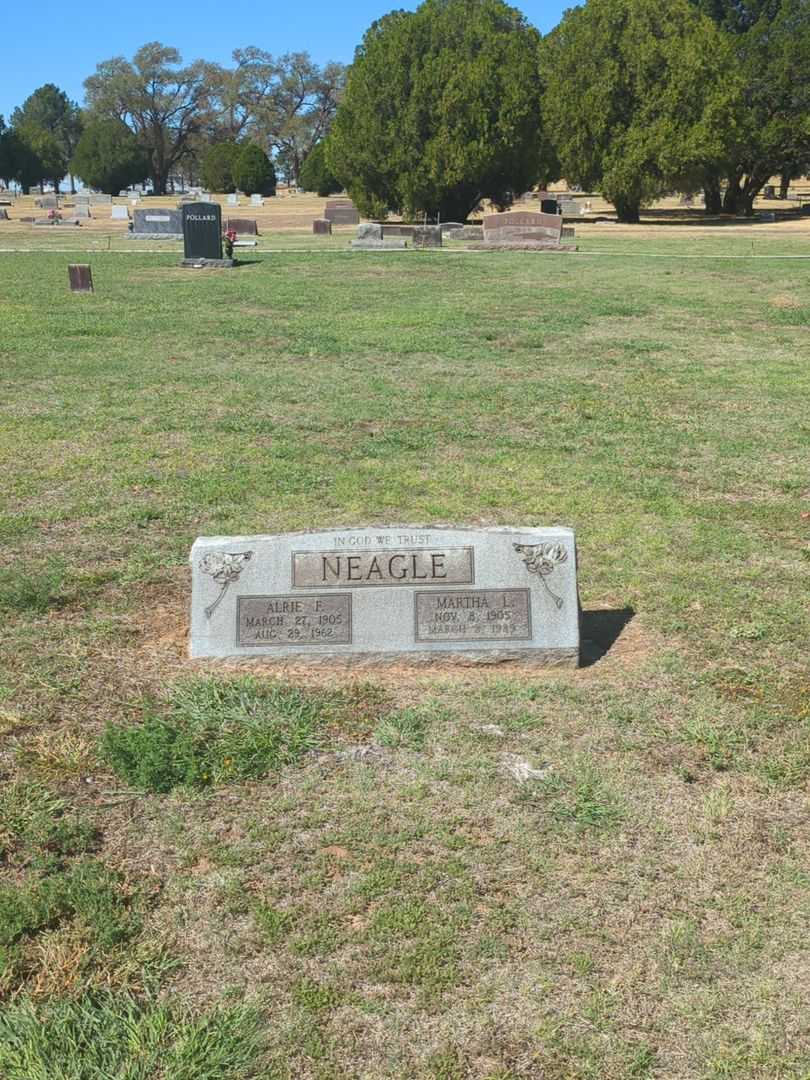 Alrie F. Neagle's grave. Photo 1