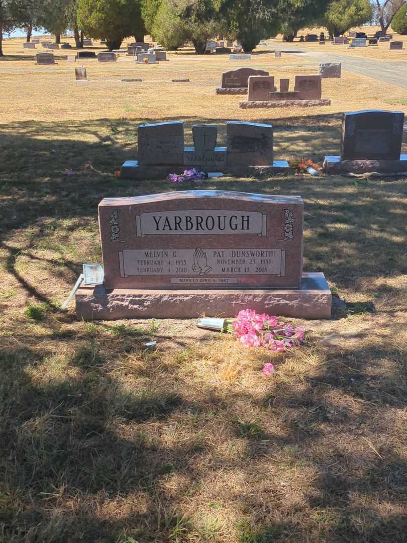 Melvin Guendon Yarbrough's grave. Photo 1