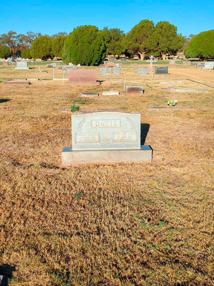 Eula Mae Keele Davis's grave. Photo 2