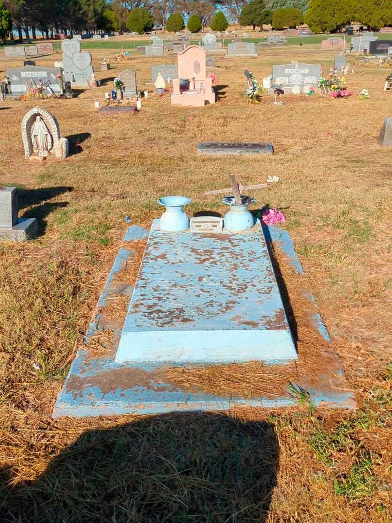 Adam Salazar's grave. Photo 2