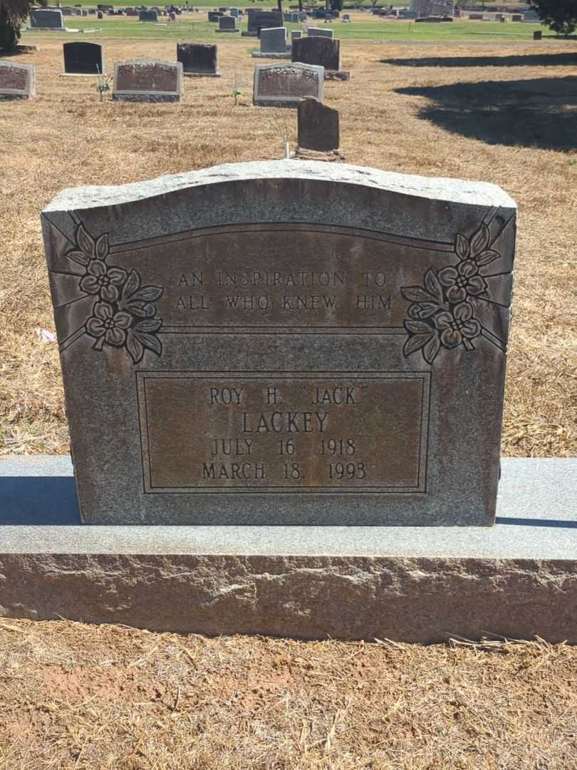 Roy Herman Lackey's grave. Photo 2