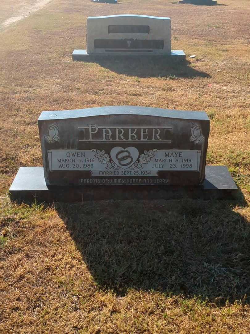 Owen Parker's grave. Photo 2