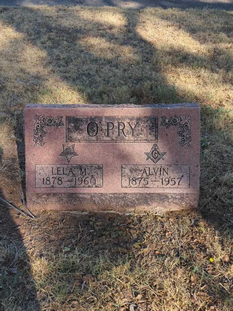 Lela M. O'Pry's grave. Photo 2