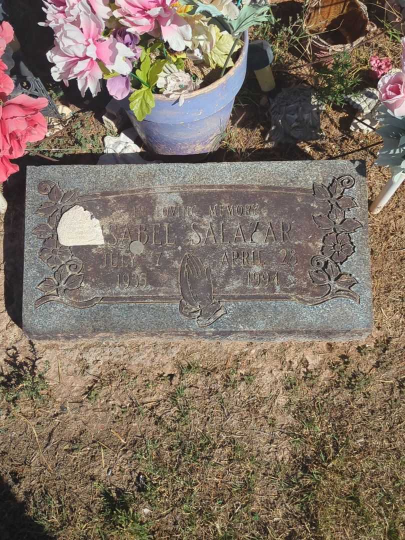 Isabel Salazar's grave. Photo 2
