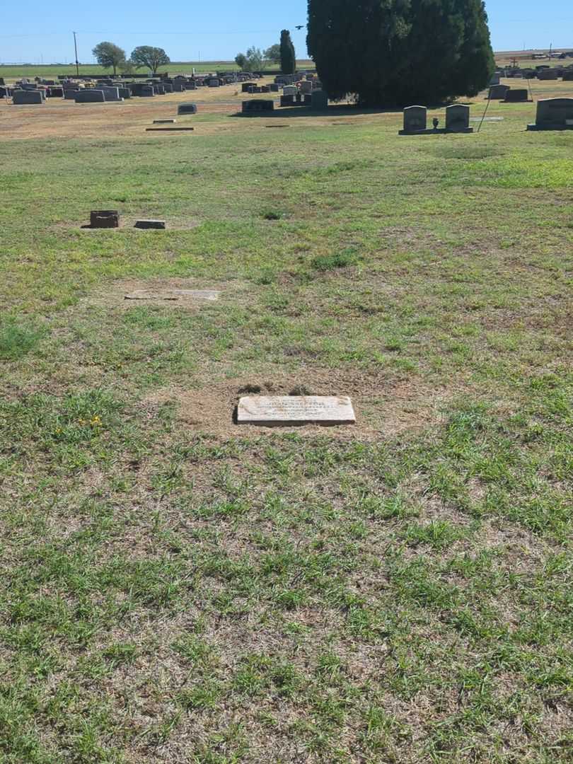 Juan Salcedo's grave. Photo 1