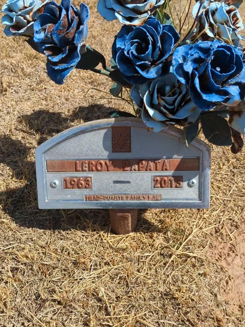 Leroy Zapata's grave. Photo 1